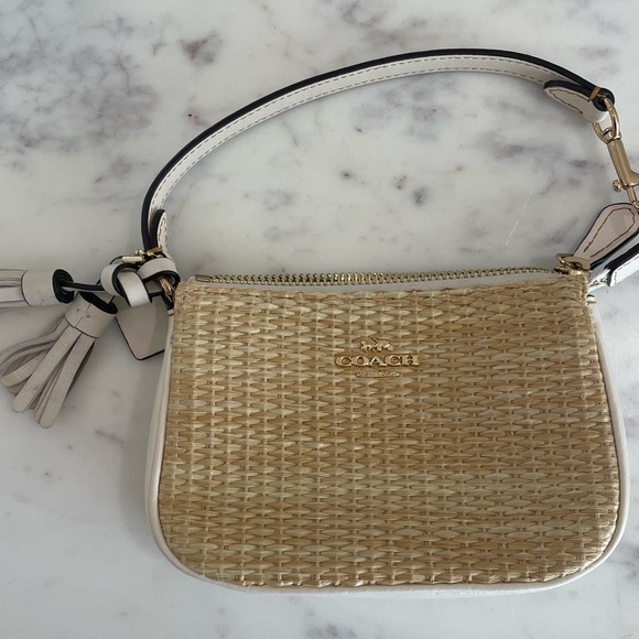 Coach Tan and White Woven Bag - Picture 4 of 7